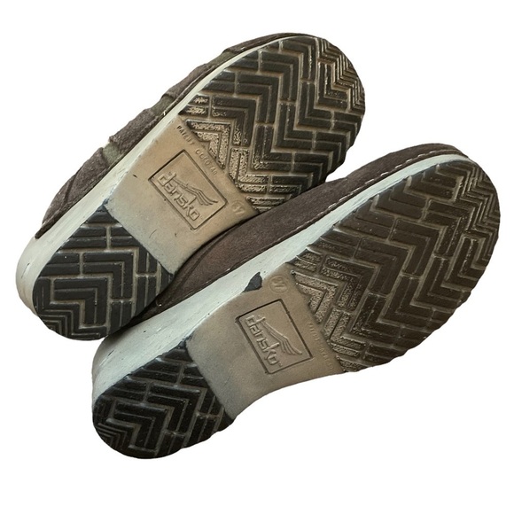 𝅺DANSKO Chocolate Brown Leather Suede Slip On Clogs - Picture 7 of 7